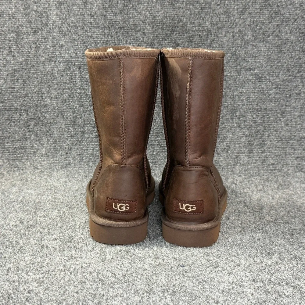 UGG Classic Short Leather Boots Women's 9 Brown Shearling Lined Winter Snow